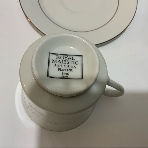 Royal Majestic platIna  Cup and Saucer replacement 8446 white B7 - Picture 4 of 6